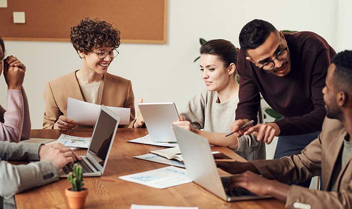 کاربرد روانشناسی در محیط کار و روابط کاری+ نکات و حقایق مهم